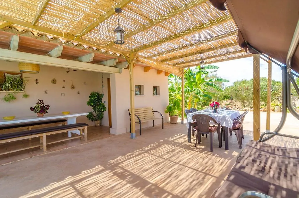 Es Cipresos Villa S'Illot